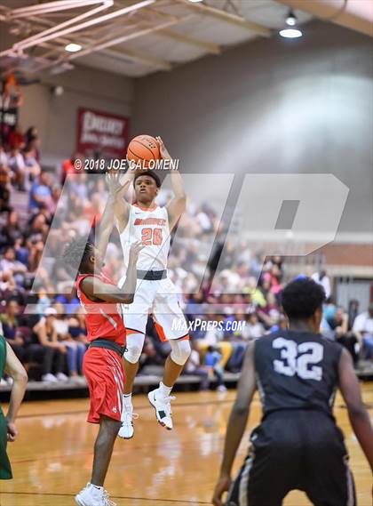 Thumbnail 2 in SAAABC Class 6A Boys High School All Star Game photogallery.
