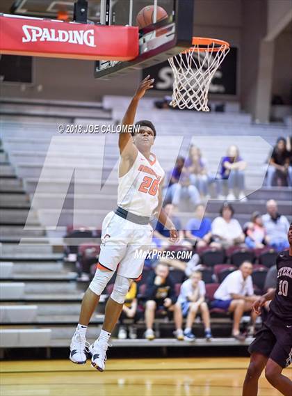 Thumbnail 3 in SAAABC Class 6A Boys High School All Star Game photogallery.