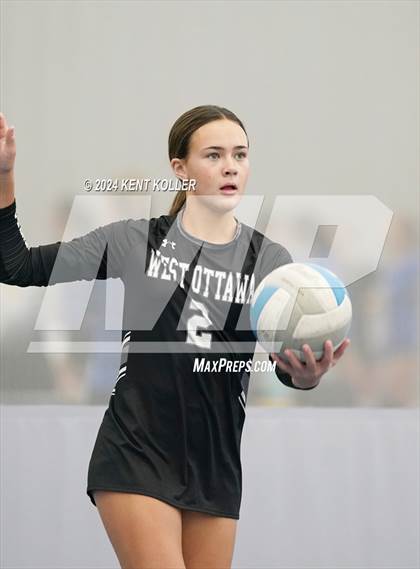 Thumbnail 1 in West Ottawa vs. South Lyon East (Motor City Power Series) photogallery.