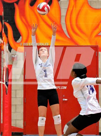 Thumbnail 2 in Mira Mesa vs Foothills Christian (Sweetwater Prime Sports Tournament) photogallery.