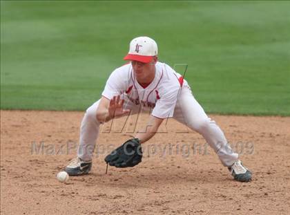 Thumbnail 2 in Lake Travis vs. Hutto (4A Region 4 Quarterfinals) photogallery.