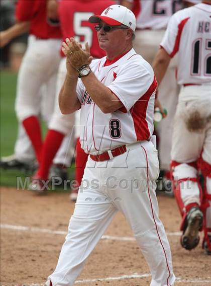 Thumbnail 1 in Lake Travis vs. Hutto (4A Region 4 Quarterfinals) photogallery.