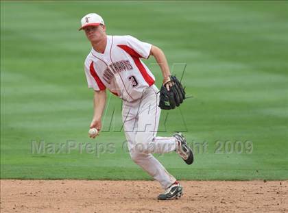 Thumbnail 3 in Lake Travis vs. Hutto (4A Region 4 Quarterfinals) photogallery.