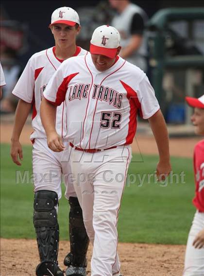 Thumbnail 2 in Lake Travis vs. Hutto (4A Region 4 Quarterfinals) photogallery.