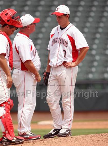 Thumbnail 2 in Lake Travis vs. Hutto (4A Region 4 Quarterfinals) photogallery.