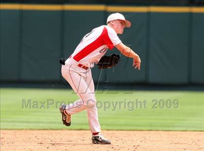 Thumbnail 3 in Lake Travis vs. Hutto (4A Region 4 Quarterfinals) photogallery.