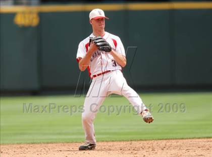 Thumbnail 2 in Lake Travis vs. Hutto (4A Region 4 Quarterfinals) photogallery.