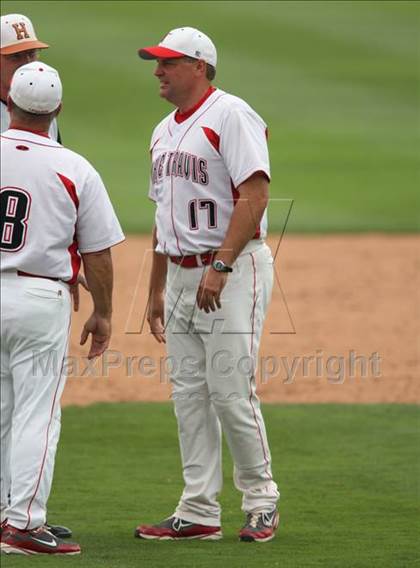 Thumbnail 3 in Lake Travis vs. Hutto (4A Region 4 Quarterfinals) photogallery.