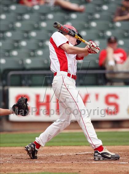 Thumbnail 2 in Lake Travis vs. Hutto (4A Region 4 Quarterfinals) photogallery.