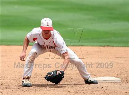 Thumbnail 3 in Lake Travis vs. Hutto (4A Region 4 Quarterfinals) photogallery.