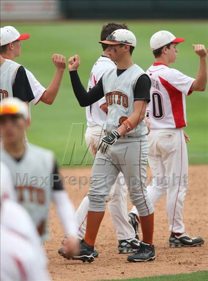 Thumbnail 1 in Lake Travis vs. Hutto (4A Region 4 Quarterfinals) photogallery.