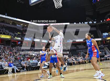 Thumbnail 3 in Indiana vs Kentucky All-Star Game photogallery.