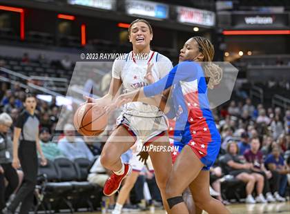Thumbnail 2 in Indiana vs Kentucky All-Star Game photogallery.