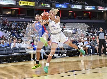 Thumbnail 1 in Indiana vs Kentucky All-Star Game photogallery.