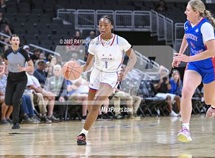 Thumbnail 2 in Indiana vs Kentucky All-Star Game photogallery.