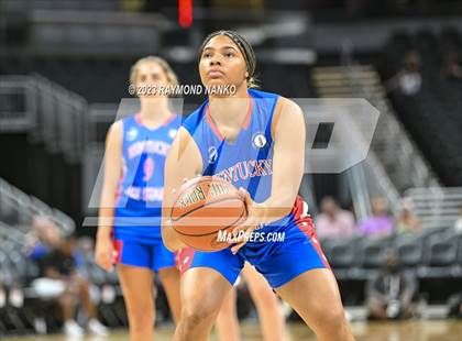 Thumbnail 2 in Indiana vs Kentucky All-Star Game photogallery.