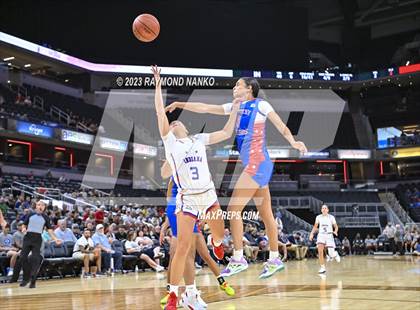 Thumbnail 3 in Indiana vs Kentucky All-Star Game photogallery.
