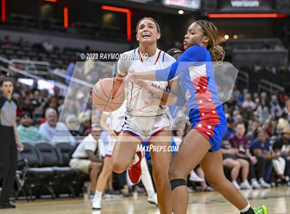 Thumbnail 1 in Indiana vs Kentucky All-Star Game photogallery.