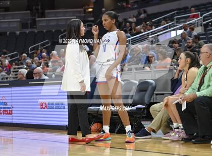 Thumbnail 3 in Indiana vs Kentucky All-Star Game photogallery.