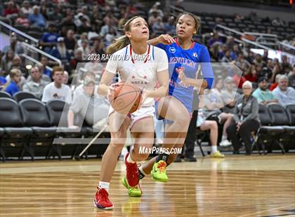 Thumbnail 1 in Indiana vs Kentucky All-Star Game photogallery.