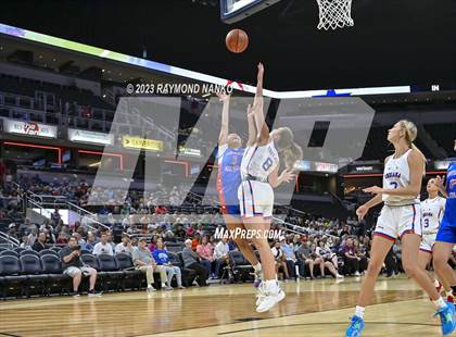Thumbnail 2 in Indiana vs Kentucky All-Star Game photogallery.