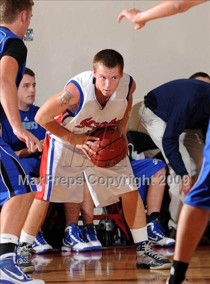 Thumbnail 2 in Amador vs. Highlands (Viking Classic) photogallery.