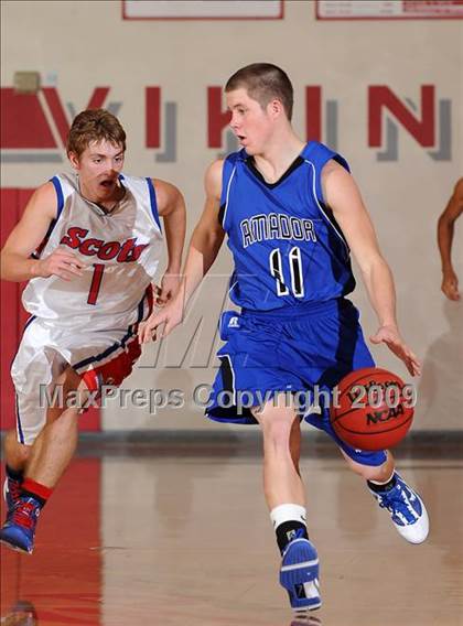 Thumbnail 3 in Amador vs. Highlands (Viking Classic) photogallery.