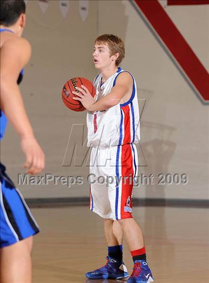 Thumbnail 1 in Amador vs. Highlands (Viking Classic) photogallery.