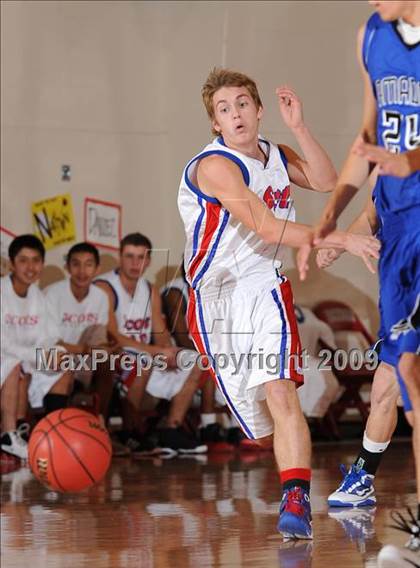 Thumbnail 1 in Amador vs. Highlands (Viking Classic) photogallery.