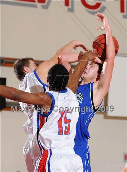 Thumbnail 1 in Amador vs. Highlands (Viking Classic) photogallery.