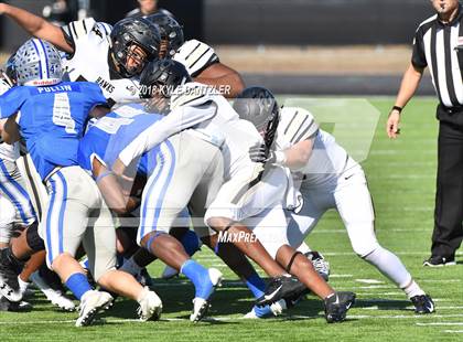 Thumbnail 2 in Connally vs. Pleasant Grove (UIL 4A Division 2 Region 2 Area) photogallery.