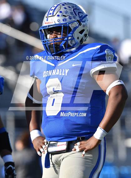 Thumbnail 1 in Connally vs. Pleasant Grove (UIL 4A Division 2 Region 2 Area) photogallery.
