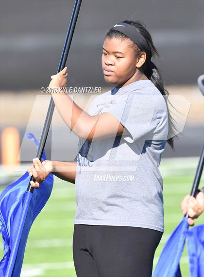 Thumbnail 1 in Connally vs. Pleasant Grove (UIL 4A Division 2 Region 2 Area) photogallery.