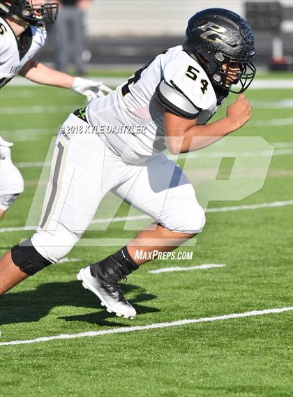 Thumbnail 1 in Connally vs. Pleasant Grove (UIL 4A Division 2 Region 2 Area) photogallery.