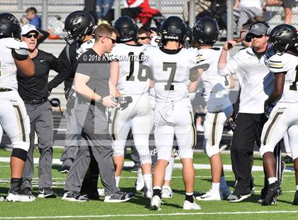 Thumbnail 1 in Connally vs. Pleasant Grove (UIL 4A Division 2 Region 2 Area) photogallery.