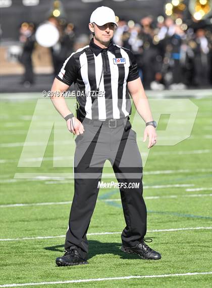 Thumbnail 3 in Connally vs. Pleasant Grove (UIL 4A Division 2 Region 2 Area) photogallery.