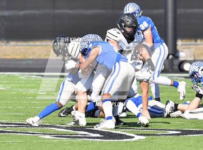 Thumbnail 2 in Connally vs. Pleasant Grove (UIL 4A Division 2 Region 2 Area) photogallery.