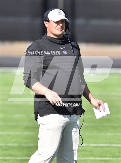 Thumbnail 1 in Connally vs. Pleasant Grove (UIL 4A Division 2 Region 2 Area) photogallery.