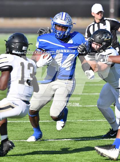 Thumbnail 1 in Connally vs. Pleasant Grove (UIL 4A Division 2 Region 2 Area) photogallery.