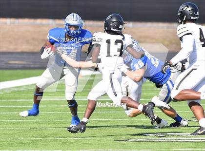 Thumbnail 2 in Connally vs. Pleasant Grove (UIL 4A Division 2 Region 2 Area) photogallery.