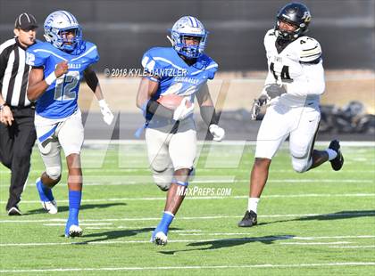 Thumbnail 3 in Connally vs. Pleasant Grove (UIL 4A Division 2 Region 2 Area) photogallery.