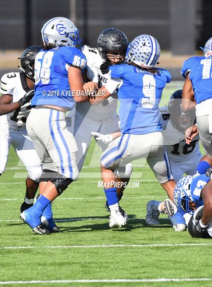 Thumbnail 2 in Connally vs. Pleasant Grove (UIL 4A Division 2 Region 2 Area) photogallery.