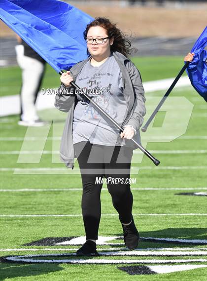 Thumbnail 2 in Connally vs. Pleasant Grove (UIL 4A Division 2 Region 2 Area) photogallery.