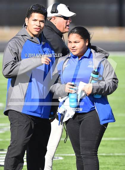 Thumbnail 1 in Connally vs. Pleasant Grove (UIL 4A Division 2 Region 2 Area) photogallery.