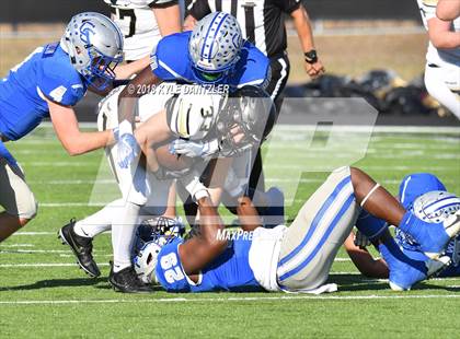 Thumbnail 2 in Connally vs. Pleasant Grove (UIL 4A Division 2 Region 2 Area) photogallery.