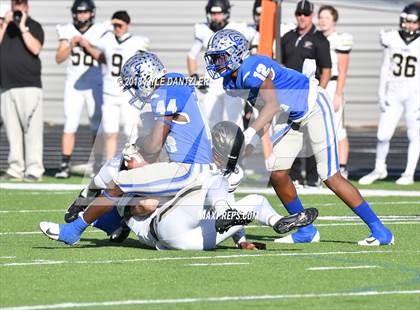 Thumbnail 1 in Connally vs. Pleasant Grove (UIL 4A Division 2 Region 2 Area) photogallery.