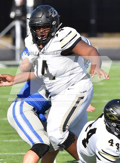 Thumbnail 1 in Connally vs. Pleasant Grove (UIL 4A Division 2 Region 2 Area) photogallery.