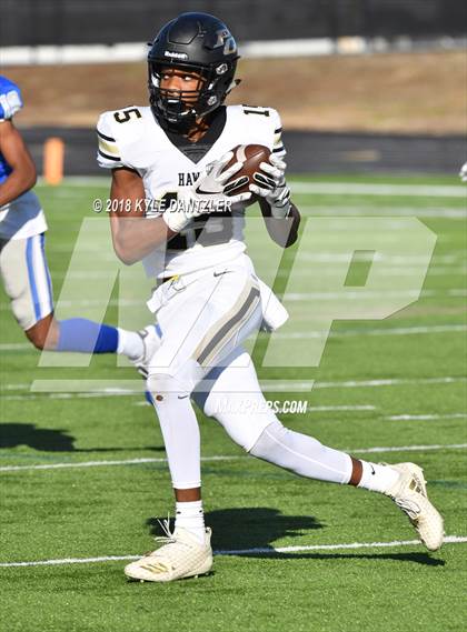 Thumbnail 2 in Connally vs. Pleasant Grove (UIL 4A Division 2 Region 2 Area) photogallery.