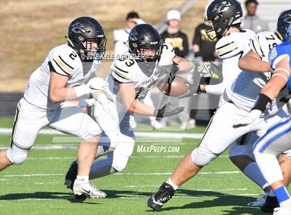 Thumbnail 2 in Connally vs. Pleasant Grove (UIL 4A Division 2 Region 2 Area) photogallery.