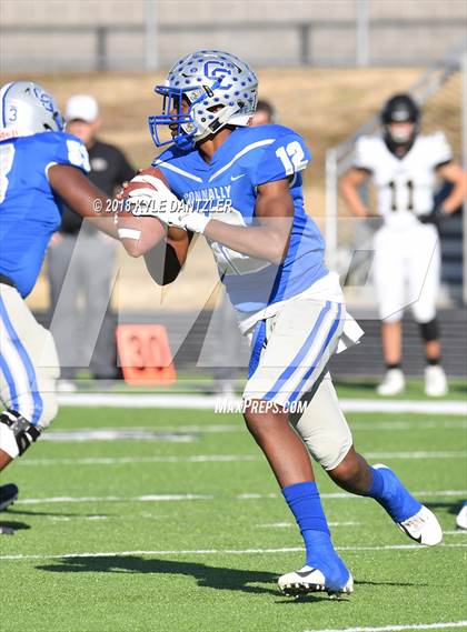 Thumbnail 1 in Connally vs. Pleasant Grove (UIL 4A Division 2 Region 2 Area) photogallery.